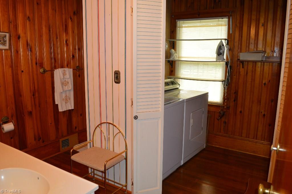 1002 Spring Street Mount Airy, NC 27030 - Photo 19 of 26 Gallery Image 19