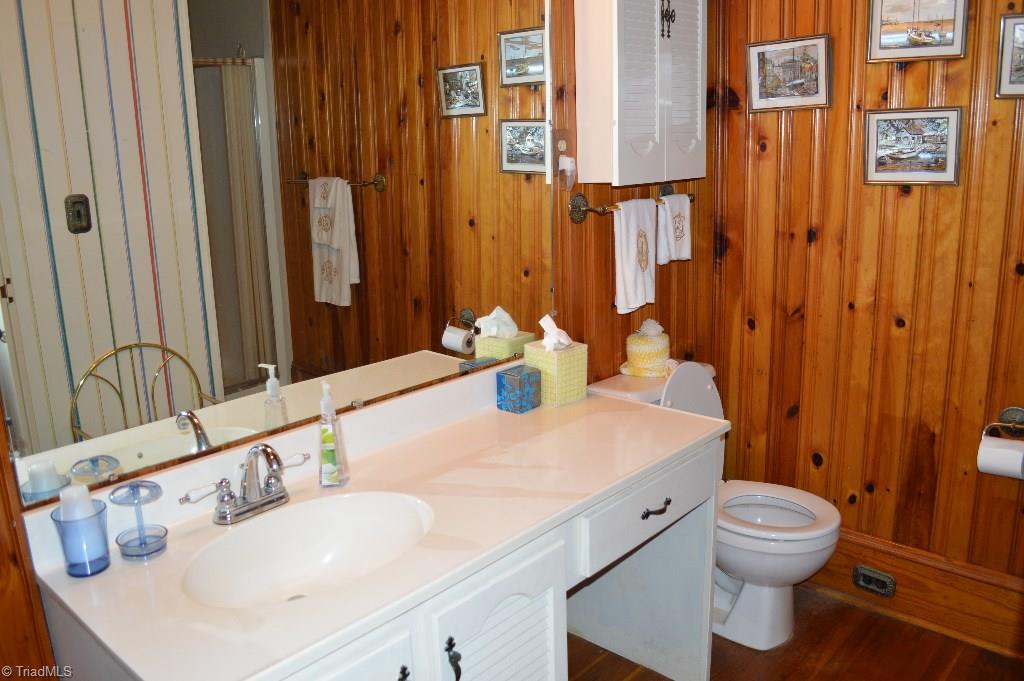 1002 Spring Street Mount Airy, NC 27030 - Photo 21 of 26 Gallery Image 21