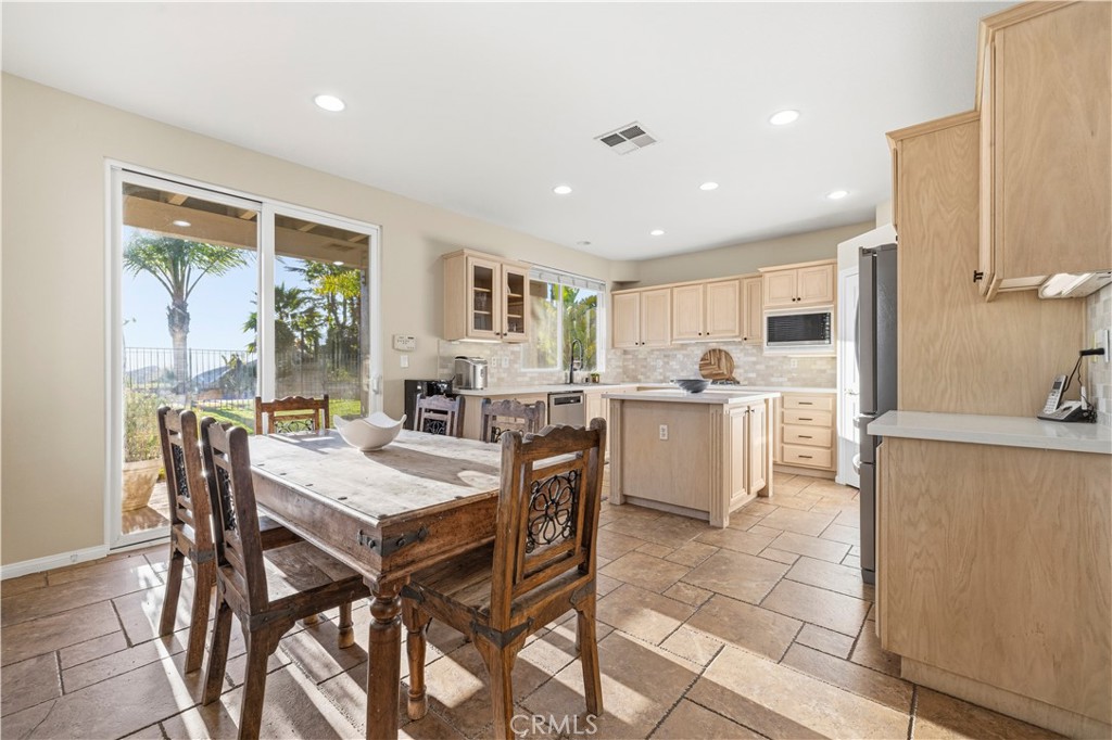 26003 Tennyson Lane Stevenson Ranch, CA 91381 - Photo 9 of 58