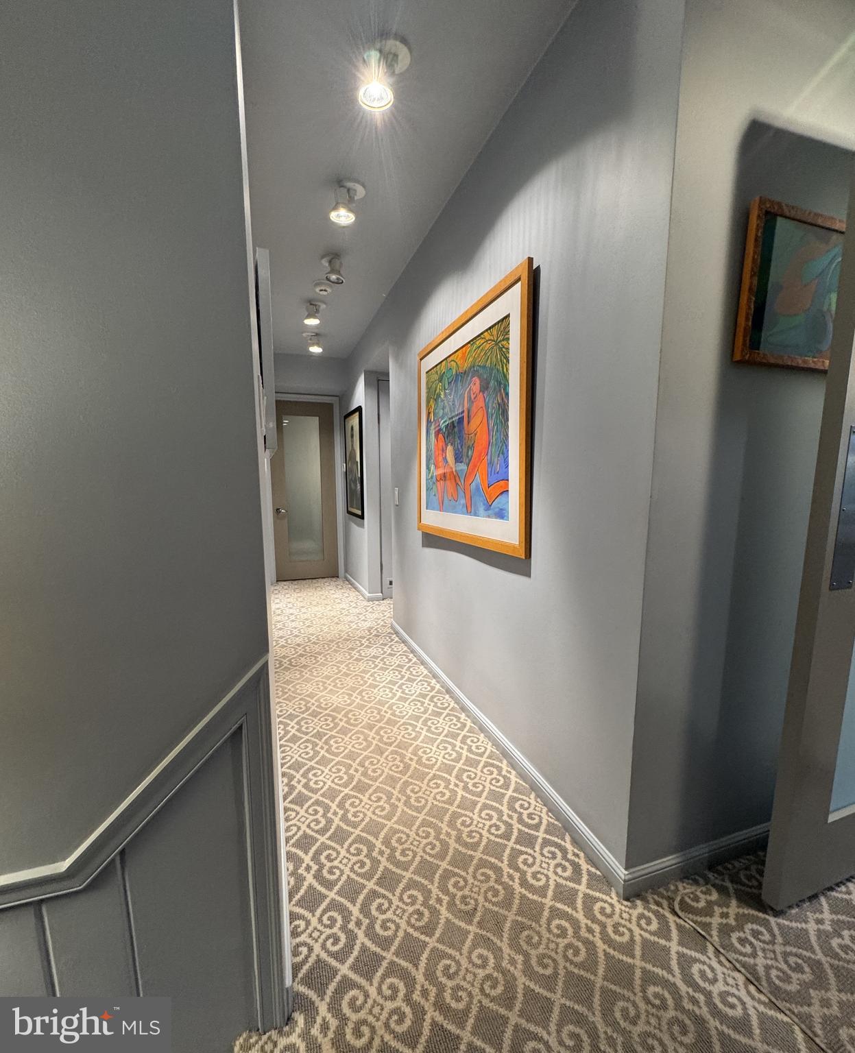357 Sprague Road Penn Valley, PA 19072 - Photo 27 of 44 Hallway to Primary Suite