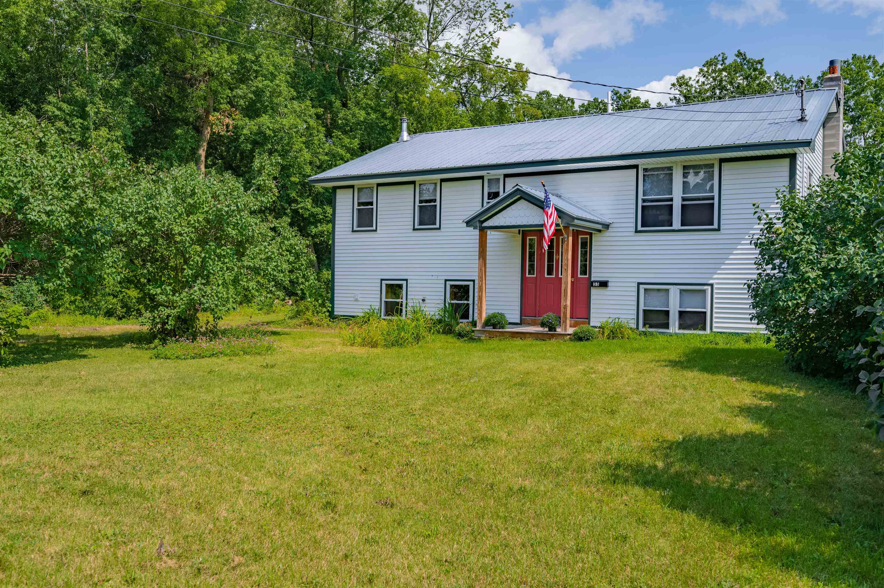 31 Maple Street St. Albans, VT 05478 - Photo 1 of 21 Gallery Image 1