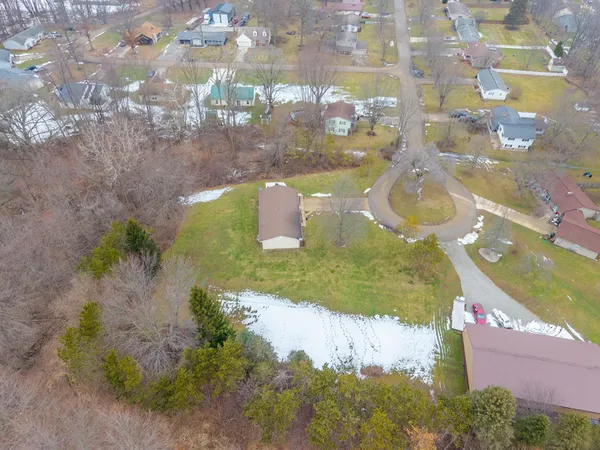 $249,900 | 305 Meadow Lane, Kendallville, IN 46755