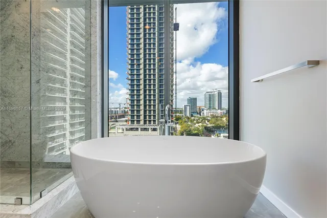 $8,900 | 480 Northeast 31st Street, Unit 1207, Miami, FL 33137