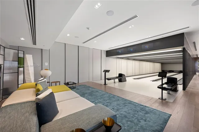 $8,900 | 480 Northeast 31st Street, Unit 1207, Miami, FL 33137