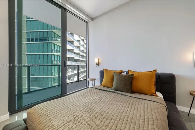 $8,900 | 480 Northeast 31st Street, Unit 1207, Miami, FL 33137