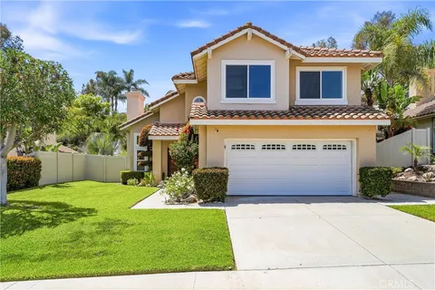 $987,000 | 16 El Guiro, Rancho Santa Margarita, CA 92688