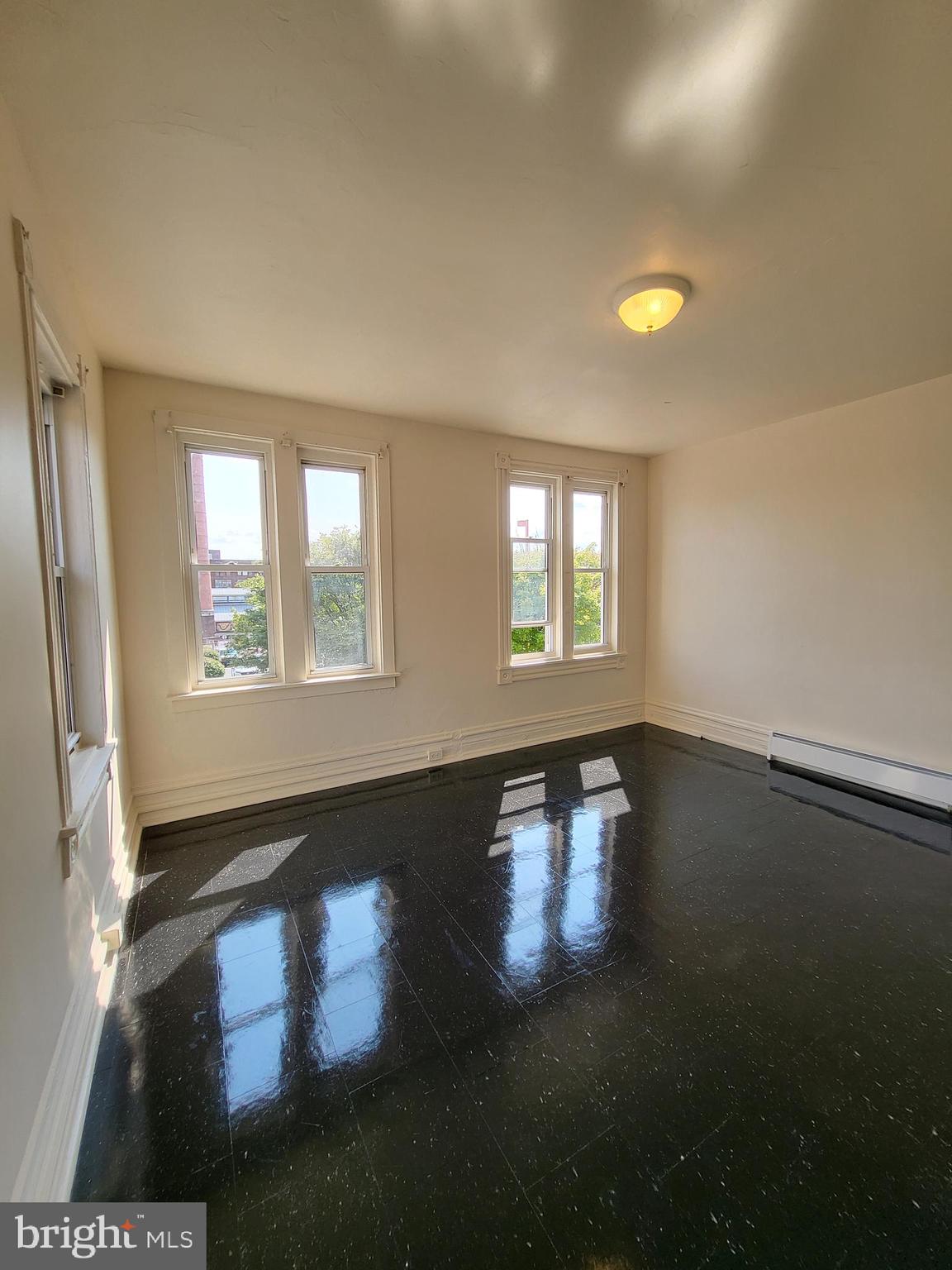 233 Walnut Street Reading, PA 19601 - Photo 18 of 39