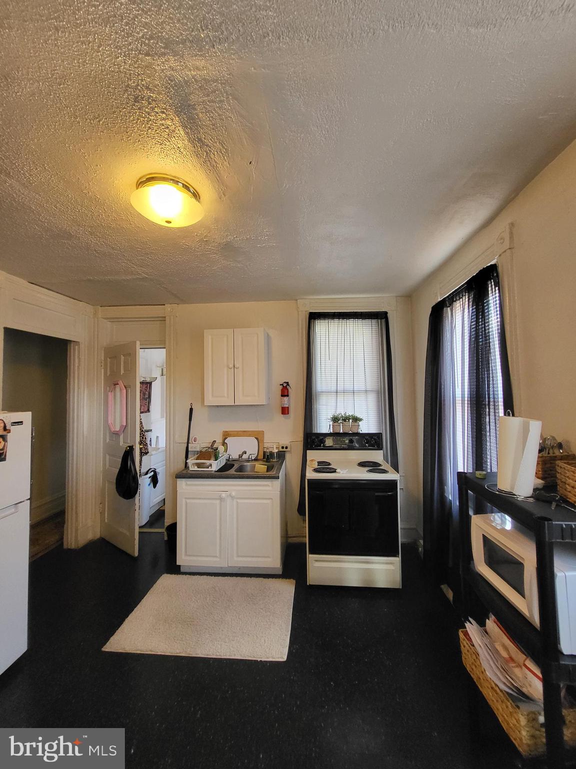 233 Walnut Street Reading, PA 19601 - Photo 19 of 39