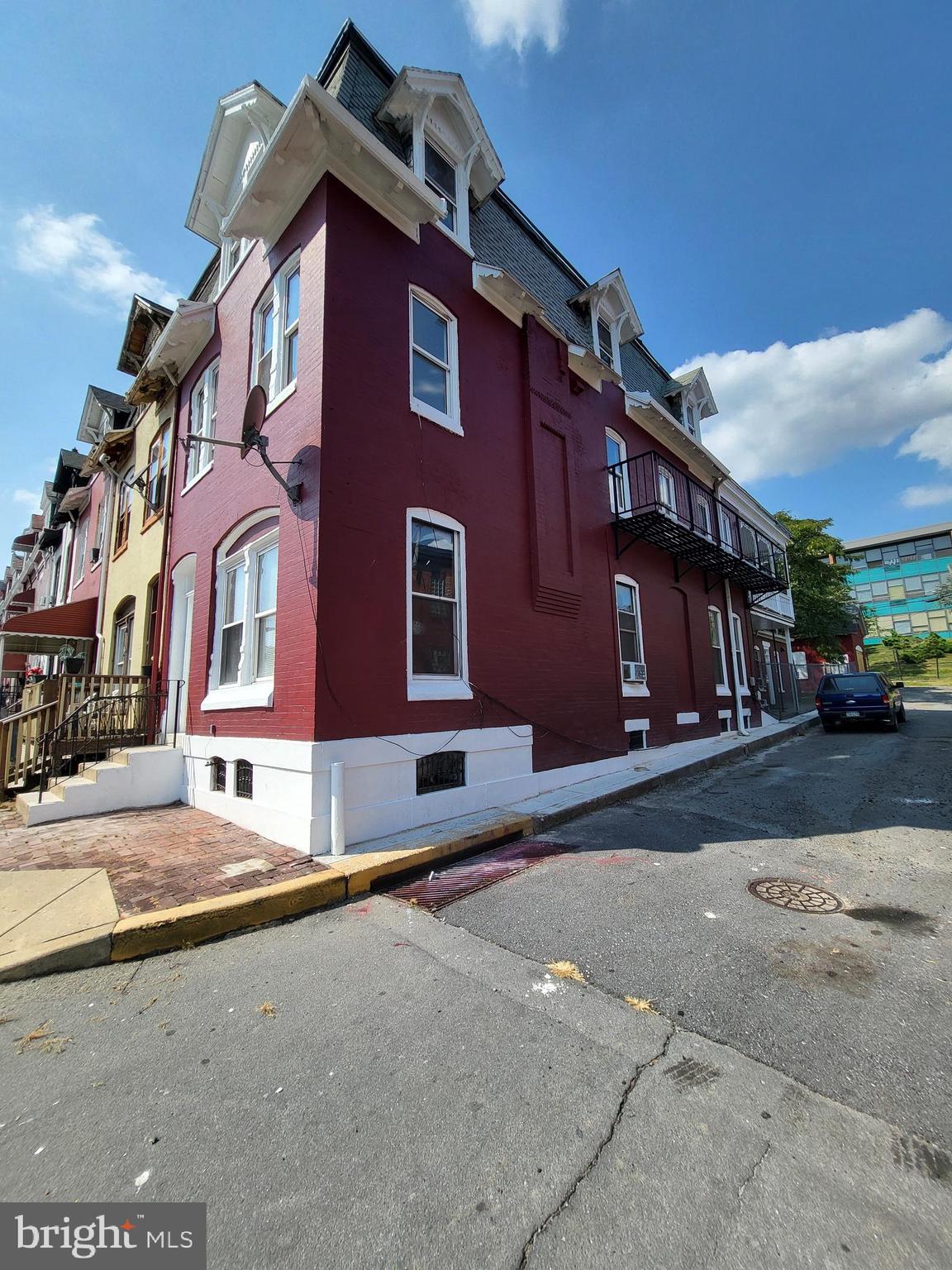 233 Walnut Street Reading, PA 19601 - Photo 2 of 39