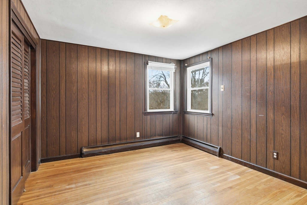 144 Almon Avenue West Springfield, MA 01089 - Photo 18 of 41