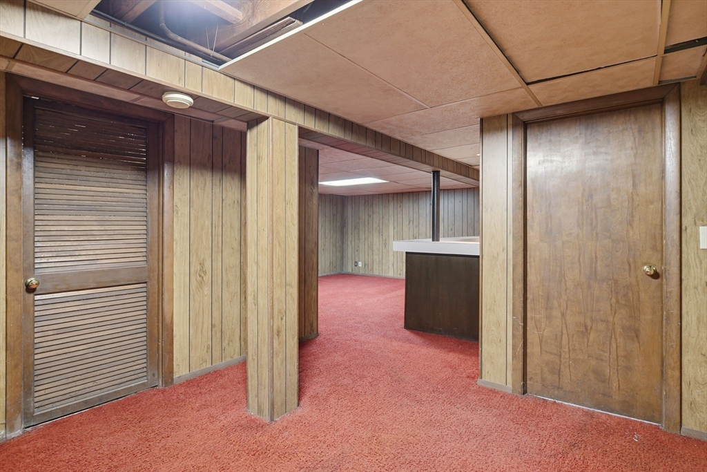 144 Almon Avenue West Springfield, MA 01089 - Photo 29 of 41