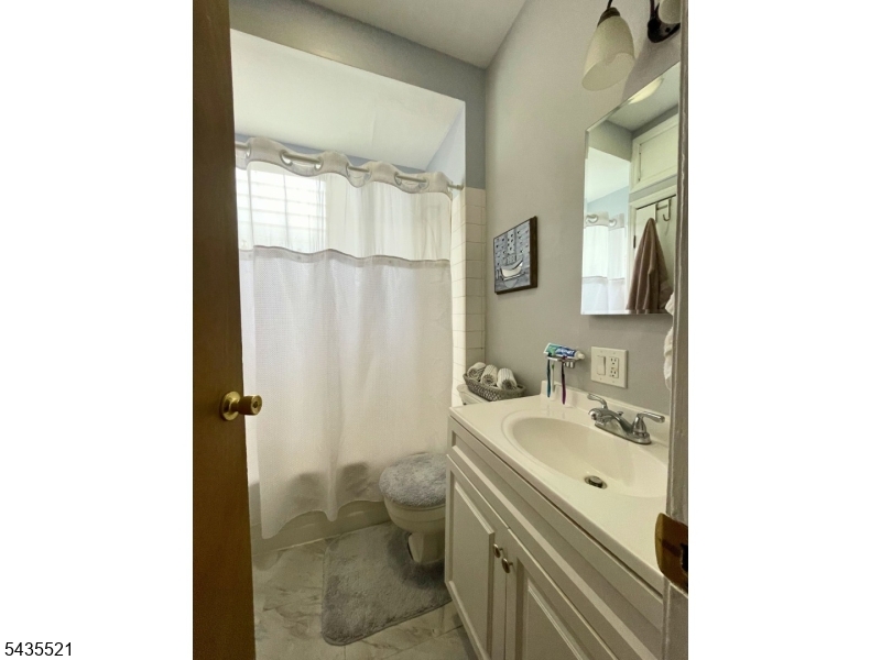 136 North Spring Street, Unit 2 Bloomfield, NJ 07003 - Photo 9 of 13