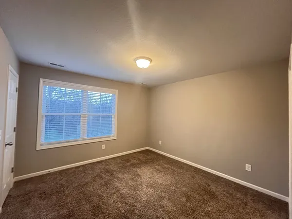 $1,700 | 114 Valley View Circle, Unit B, Clarksville, TN 37040