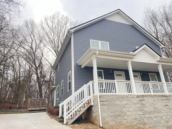 $1,700 | 114 Valley View Circle, Unit B, Clarksville, TN 37040
