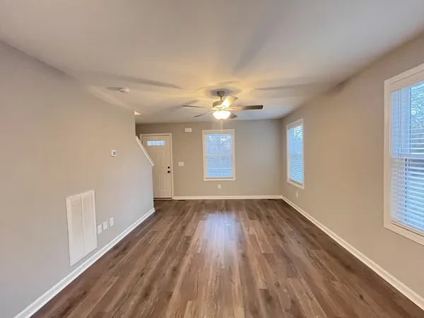 $1,700 | 114 Valley View Circle, Unit B, Clarksville, TN 37040