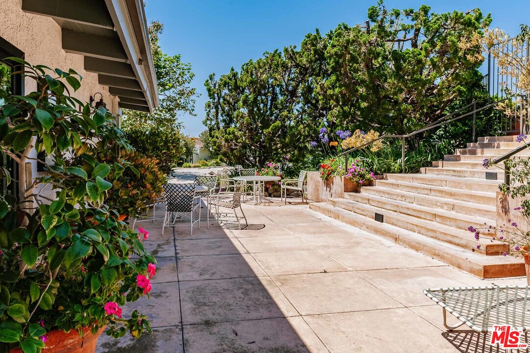 6789 Shearwater Lane Malibu, CA 90265 - Photo 16 of 21