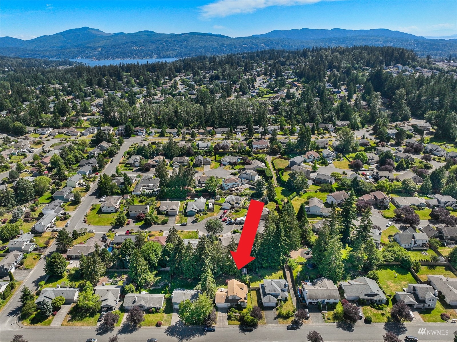 1341 Roma Road Bellingham, WA 98226 - Photo 6 of 40 a view of a city with mountains in the background