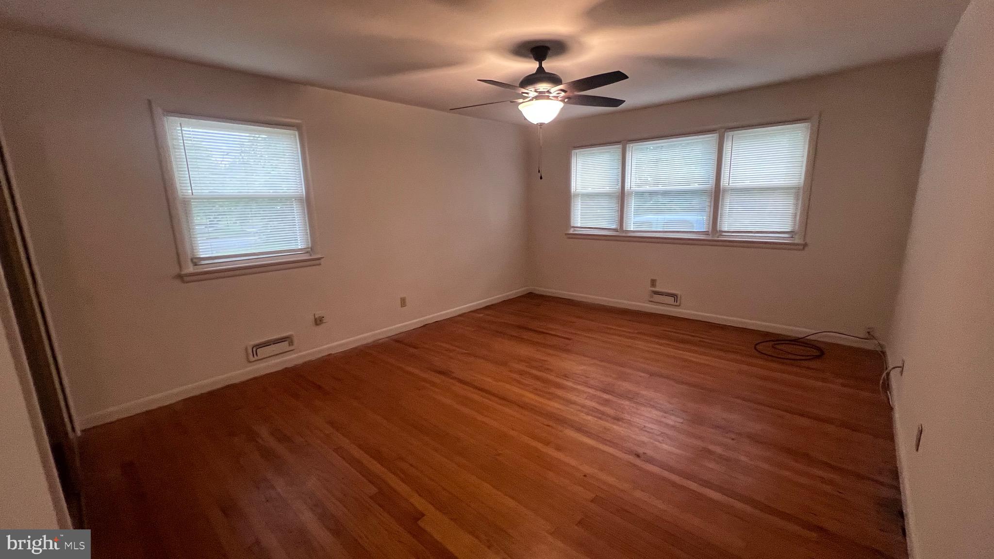 2 Warwick Road Stratford, NJ 08084 - Photo 8 of 12