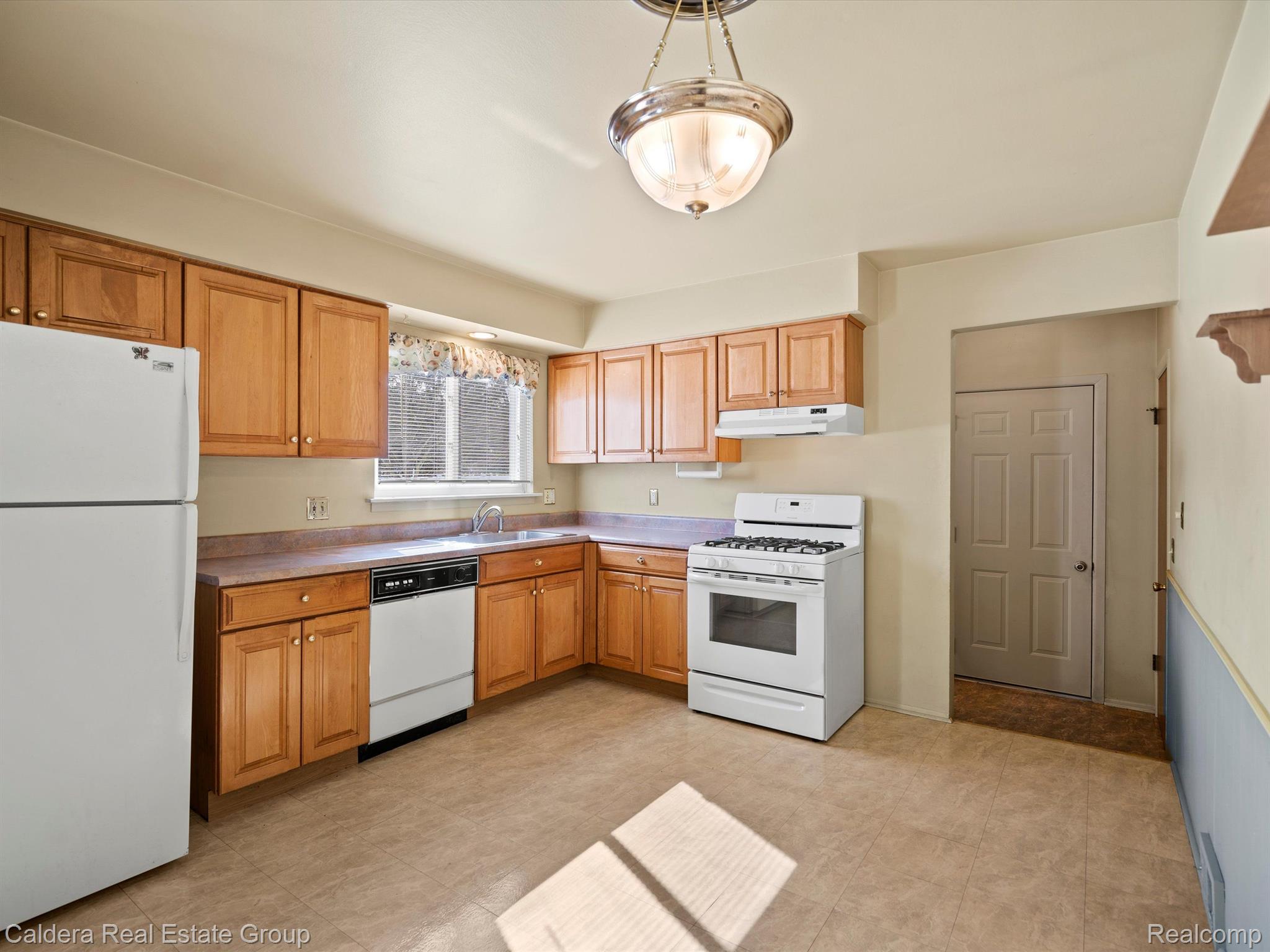 87 Carter Avenue Troy, MI 48098 - Photo 12 of 29