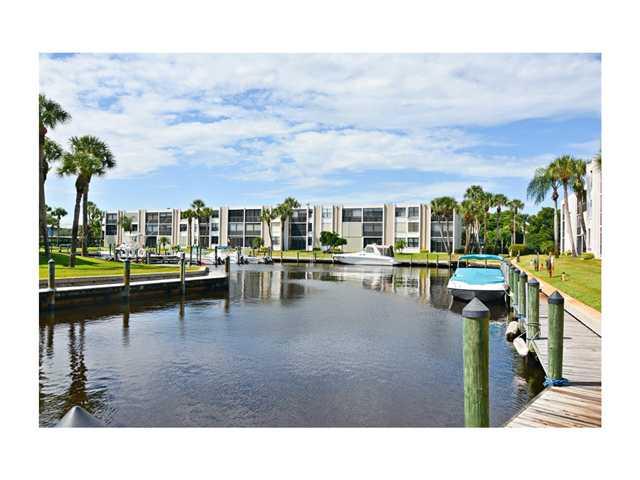 1950 Southwest Palm City Road, Unit 6301 Stuart, FL 34994 - Photo 3 of 15 Gallery Image 3