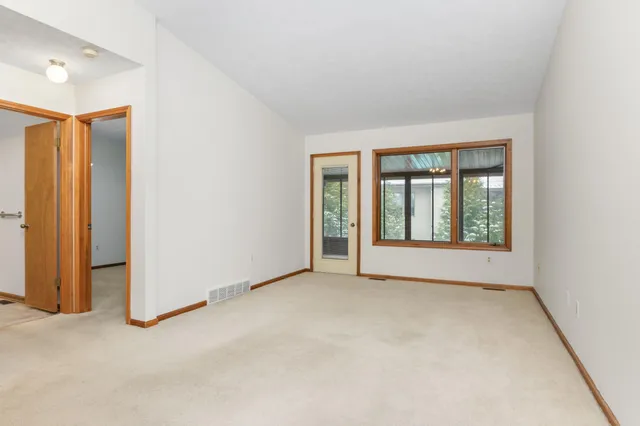 $239,000 | 4683 Rockvalley Drive Northeast, Unit 2, Grand Rapids, MI 49525