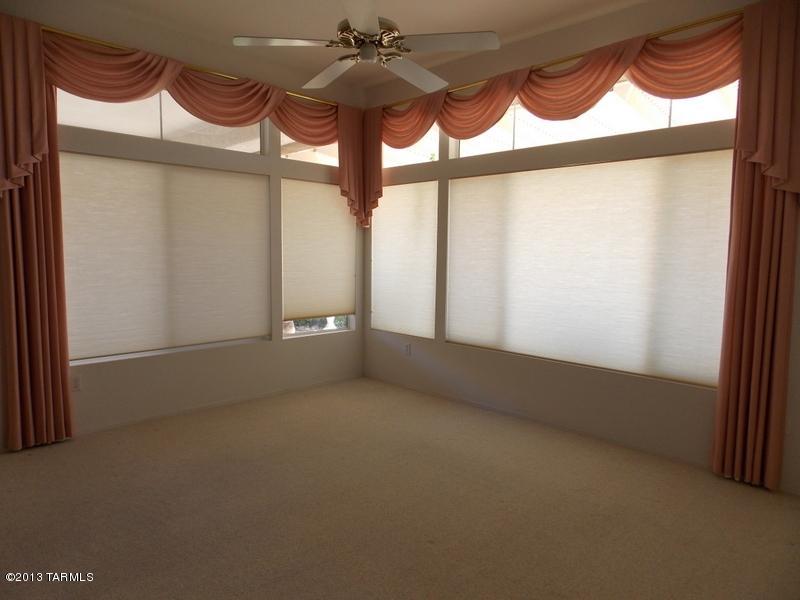 1686 East Crown Ridge Way Tucson, AZ 85755 - Photo 18 of 46