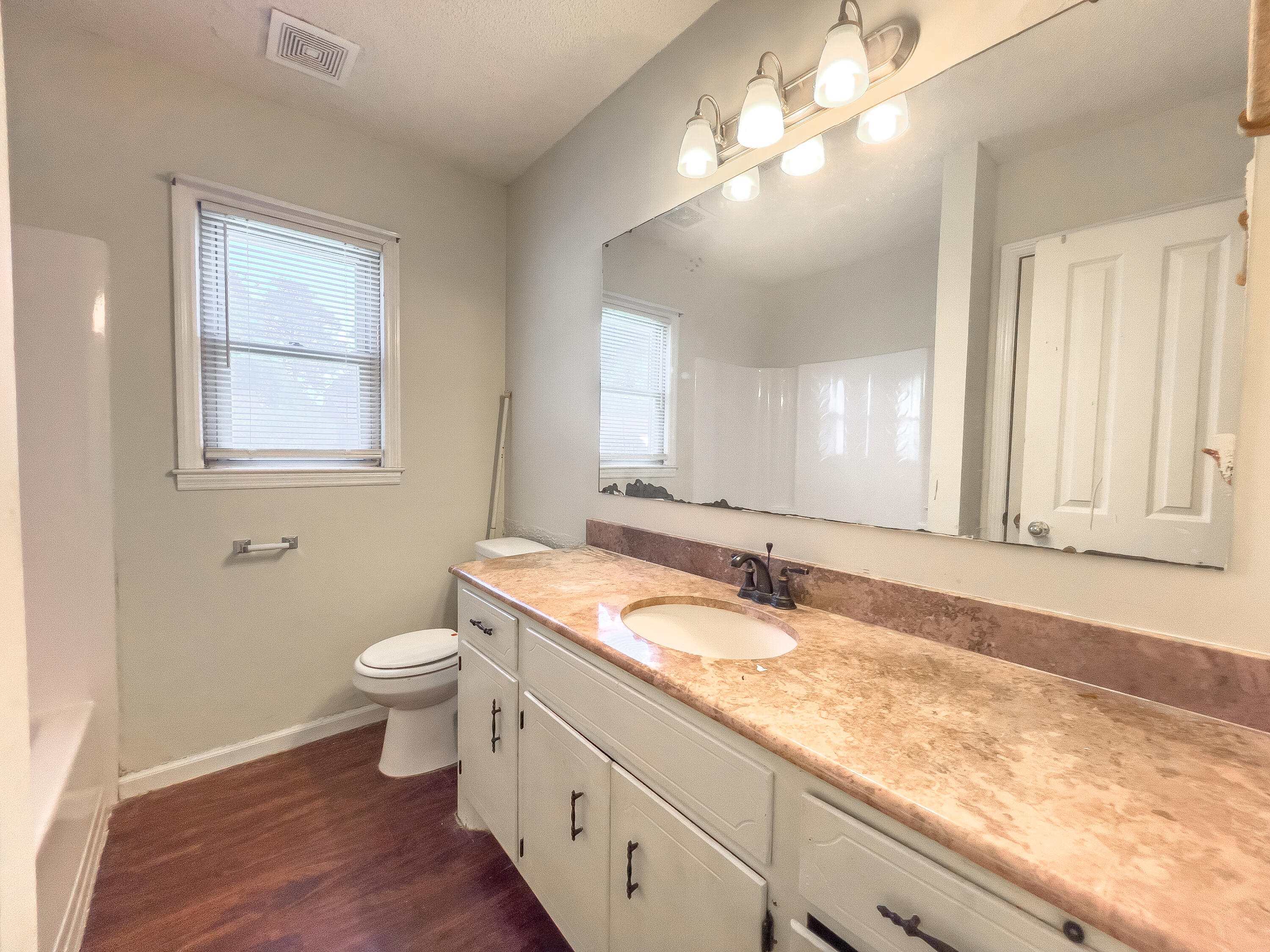 215 Ruffin Road Summerville, SC 29486 - Photo 7 of 13 IMG_4741