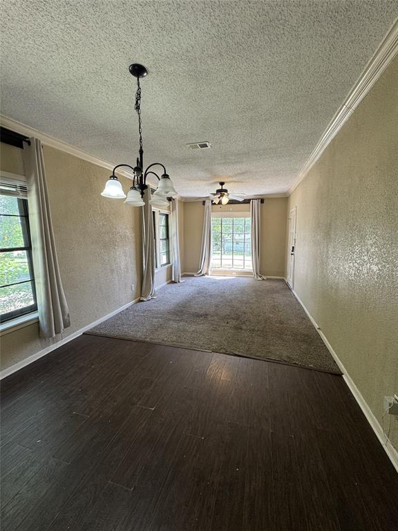 803 Ripley Avenue Ennis, TX 75119 - Photo 9 of 40