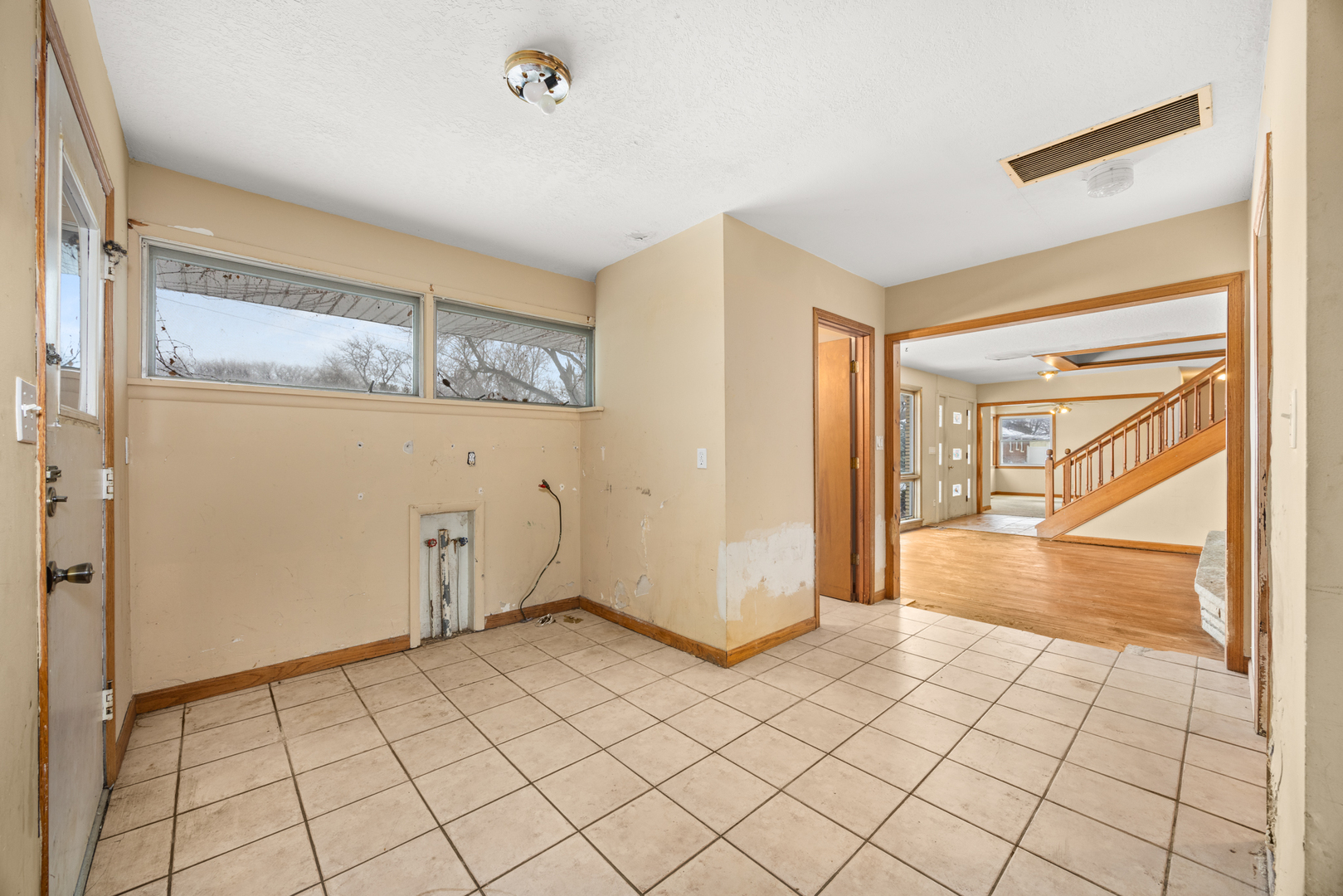 1095 South 10th Street Kankakee, IL 60901 - Photo 19 of 38