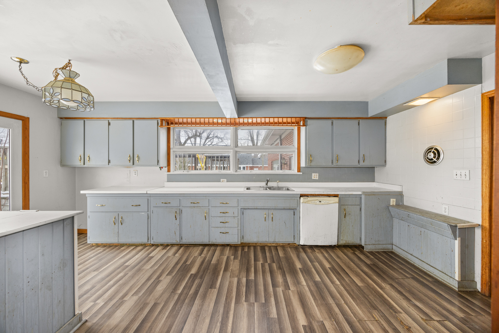 1095 South 10th Street Kankakee, IL 60901 - Photo 9 of 38