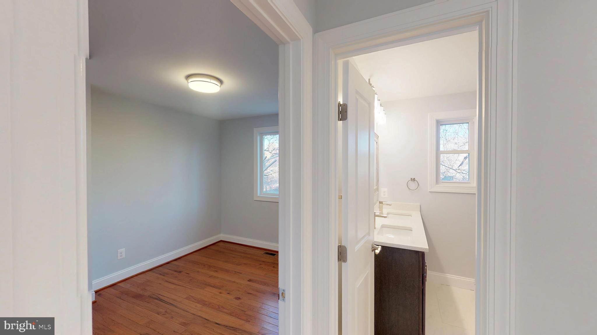 2935 Summerfield Road Falls Church, VA 22042 - Photo 20 of 32