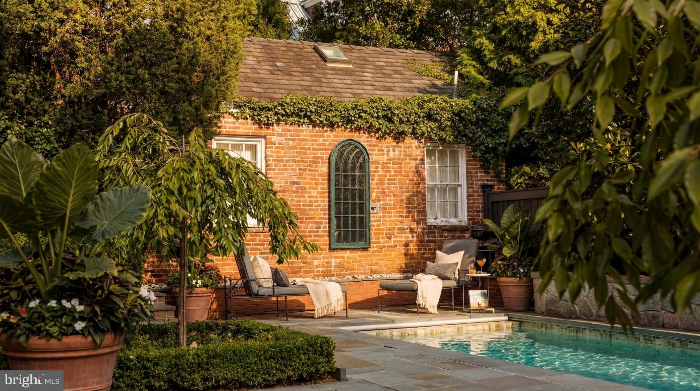 3117 O Street Northwest Washington, DC 20007 - Photo 13 of 33 Outdoor Kitchen