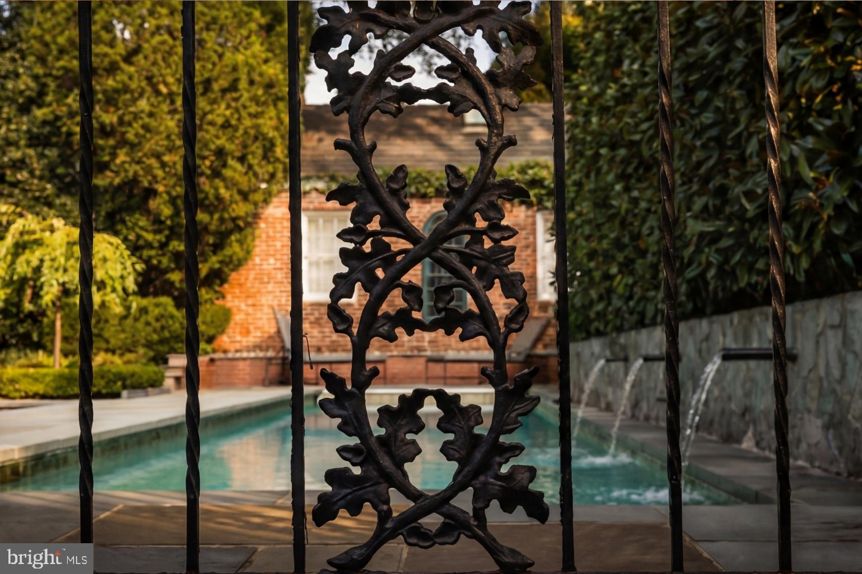 3117 O Street Northwest Washington, DC 20007 - Photo 9 of 33 Private Pool in the City