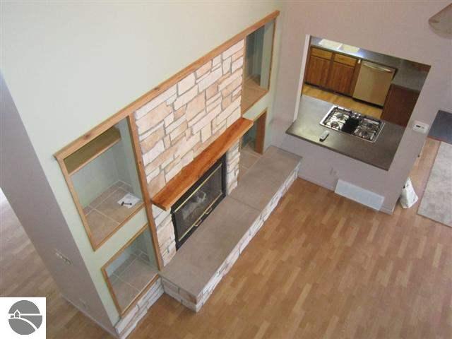 303 Bass Lake Road Traverse City, MI 49685 - Photo 9 of 32 1741590-8.JPG