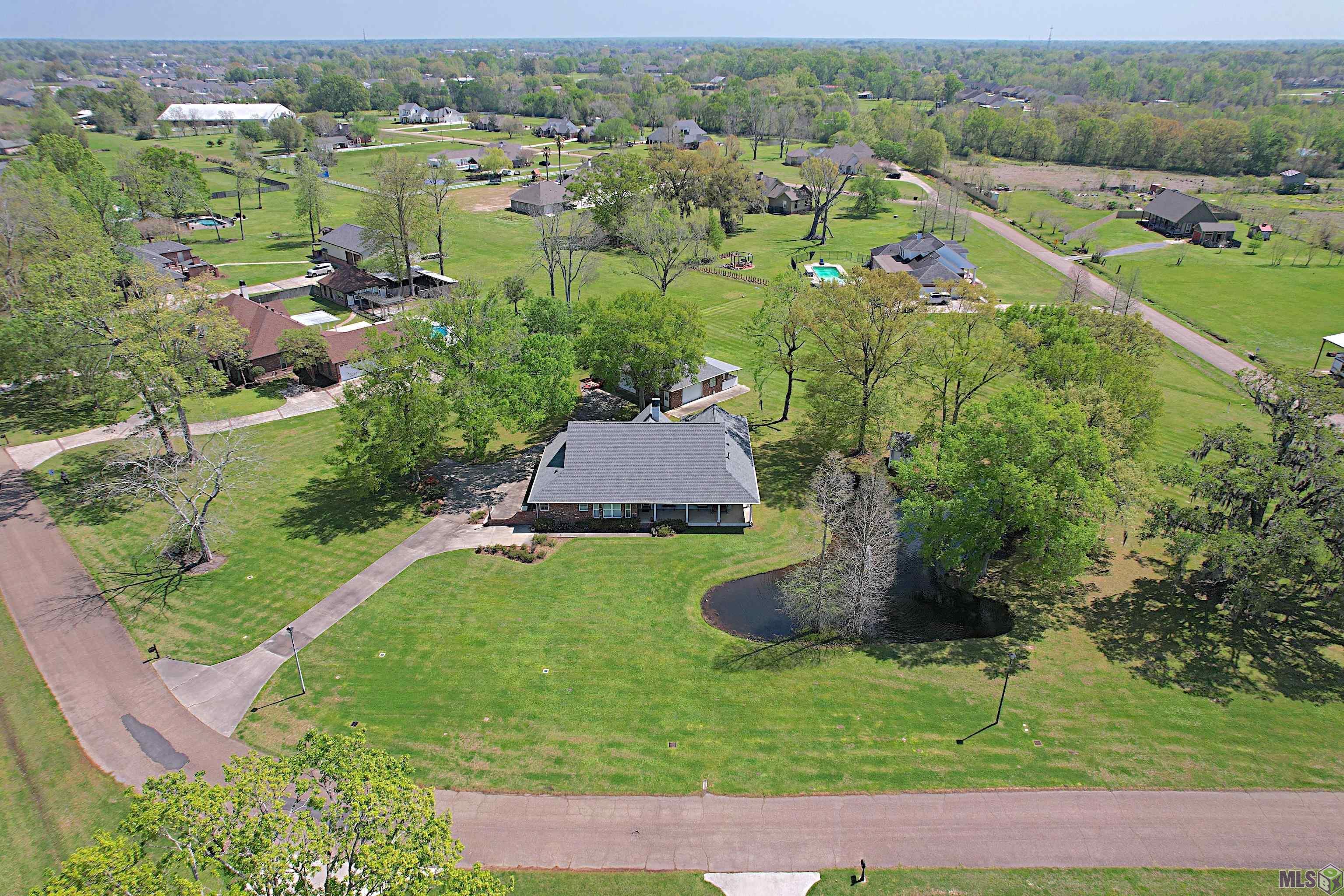 16430 Lanes End Road Prairieville, LA 70769 - Photo 12 of 45 Gallery Image 12