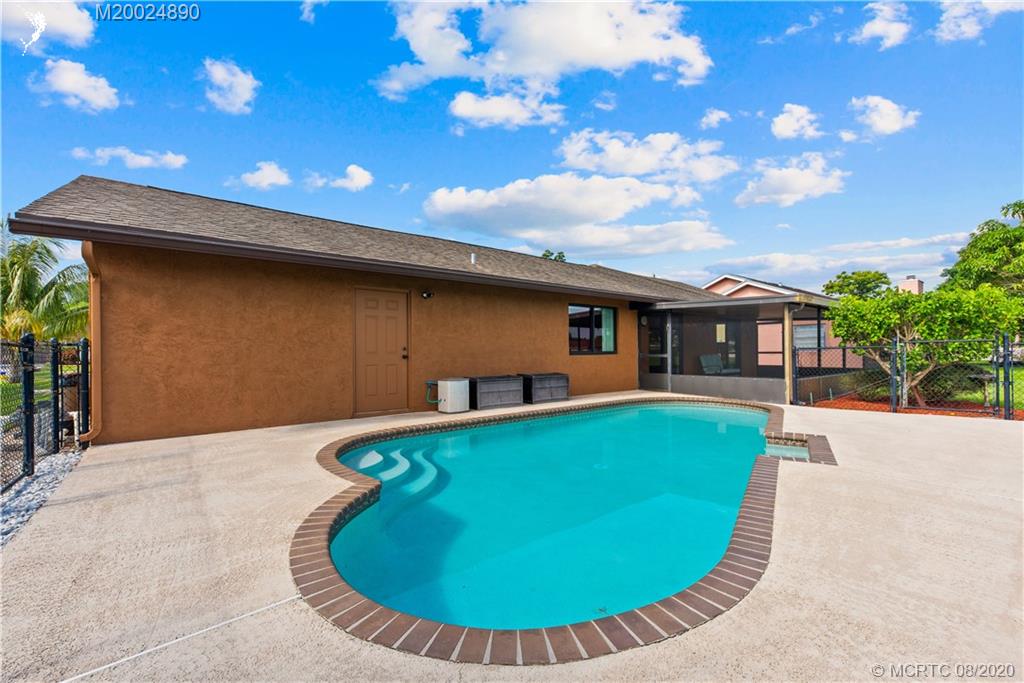 684 Connestee Road West Palm Beach, FL 33413 - Photo 16 of 19 Gallery Image 16