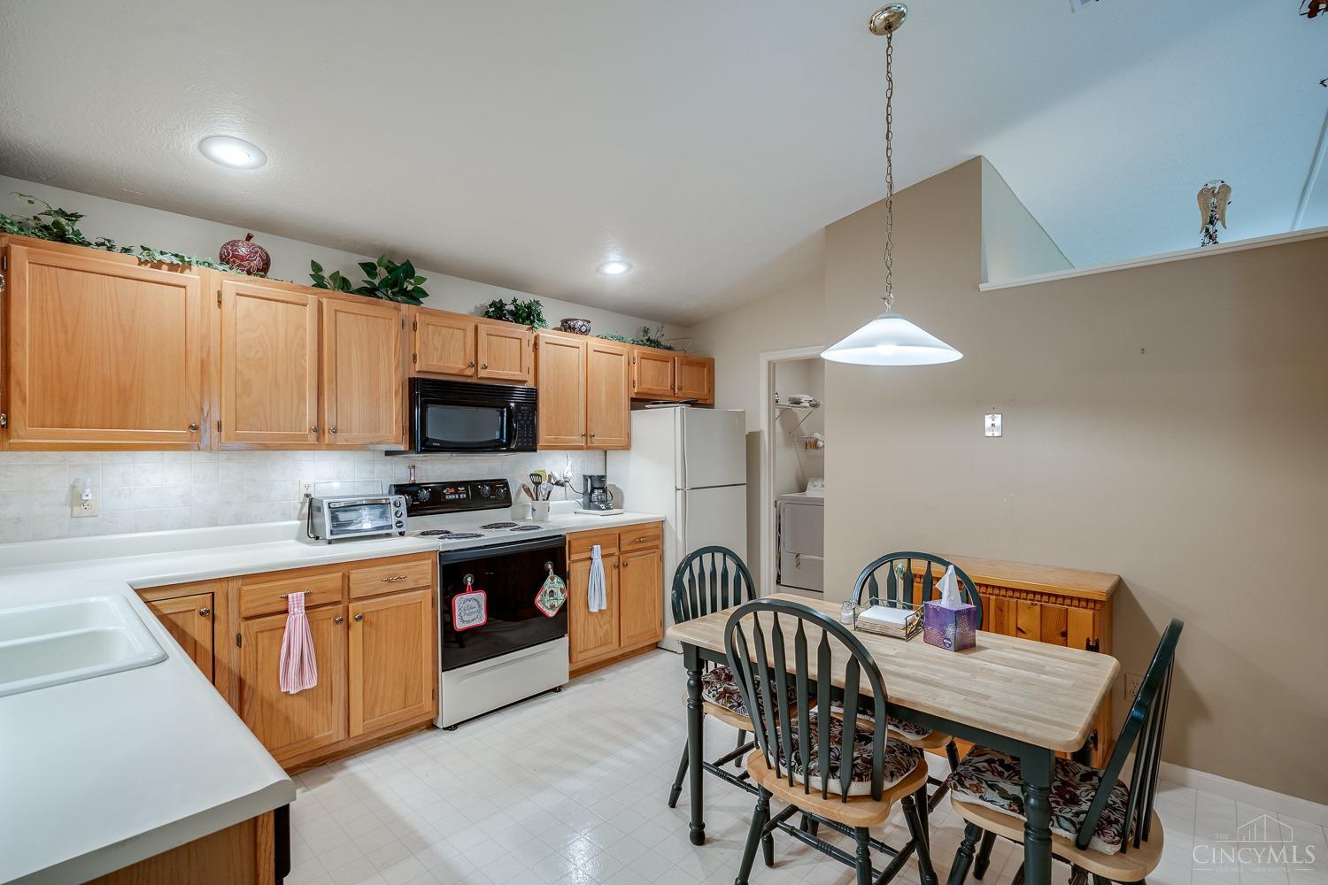 3721 Galbraith Road, Unit 4 Cincinnati, OH 45247 - Photo 13 of 53 Gallery Image 13