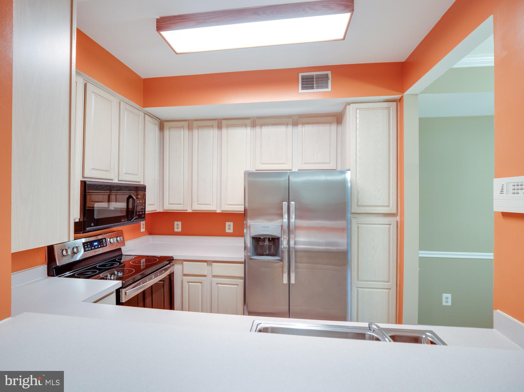 11308 Sundial Court, Unit 913 Reston, VA 20194 - Photo 12 of 26