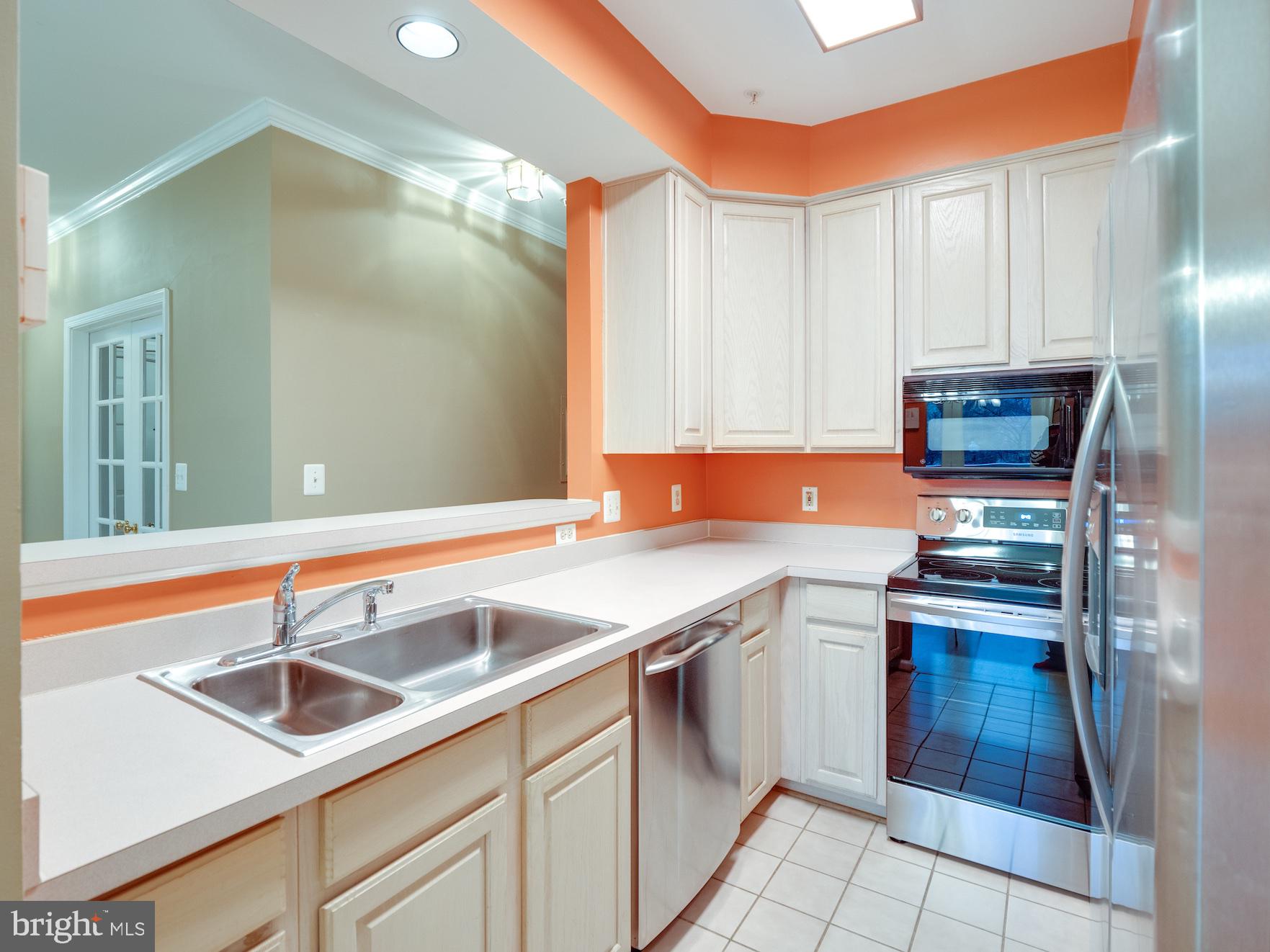 11308 Sundial Court, Unit 913 Reston, VA 20194 - Photo 14 of 26