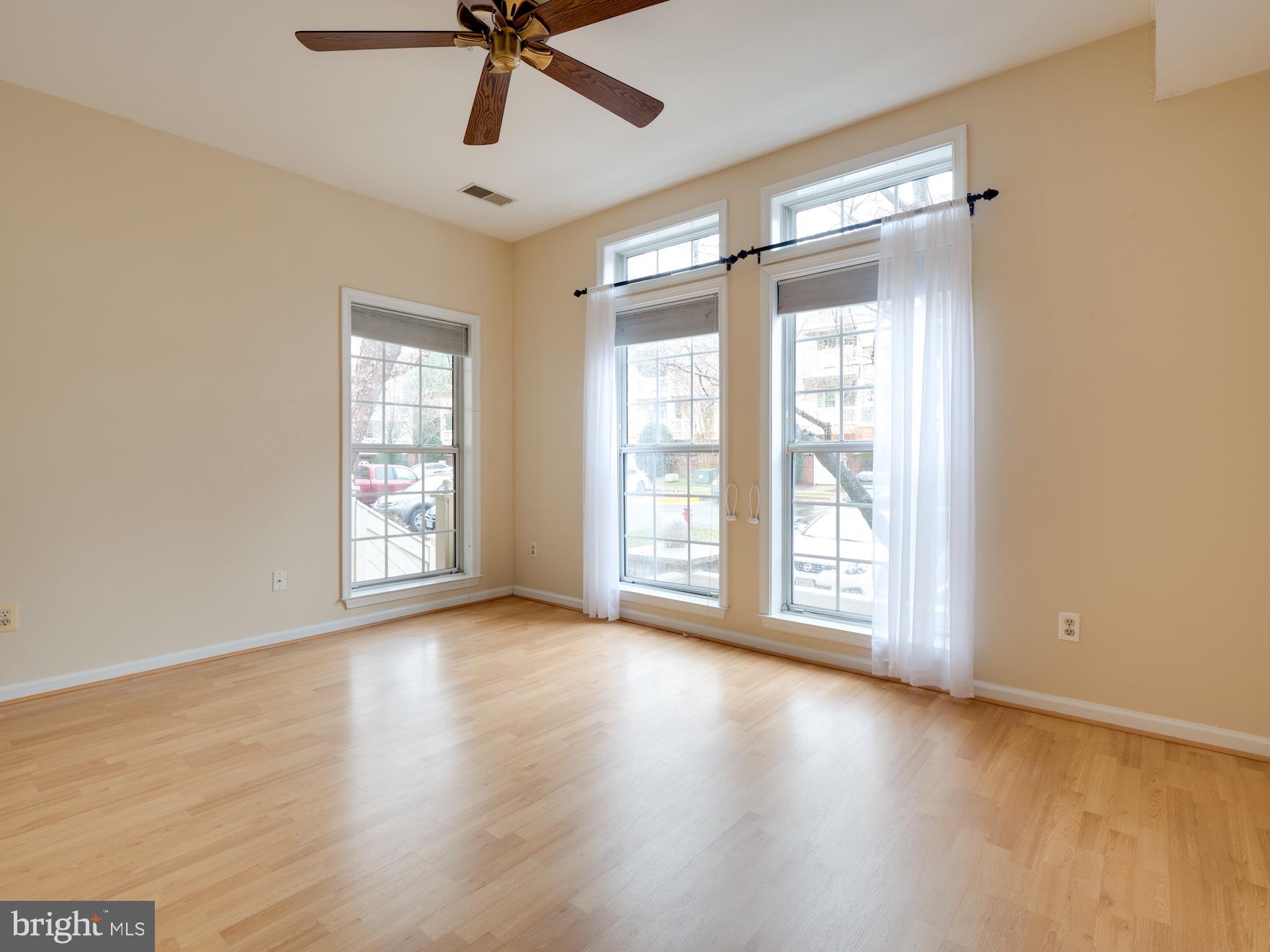 11308 Sundial Court, Unit 913 Reston, VA 20194 - Photo 21 of 26