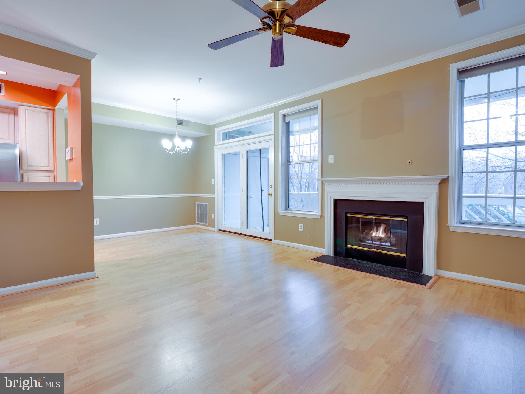 11308 Sundial Court, Unit 913 Reston, VA 20194 - Photo 4 of 26