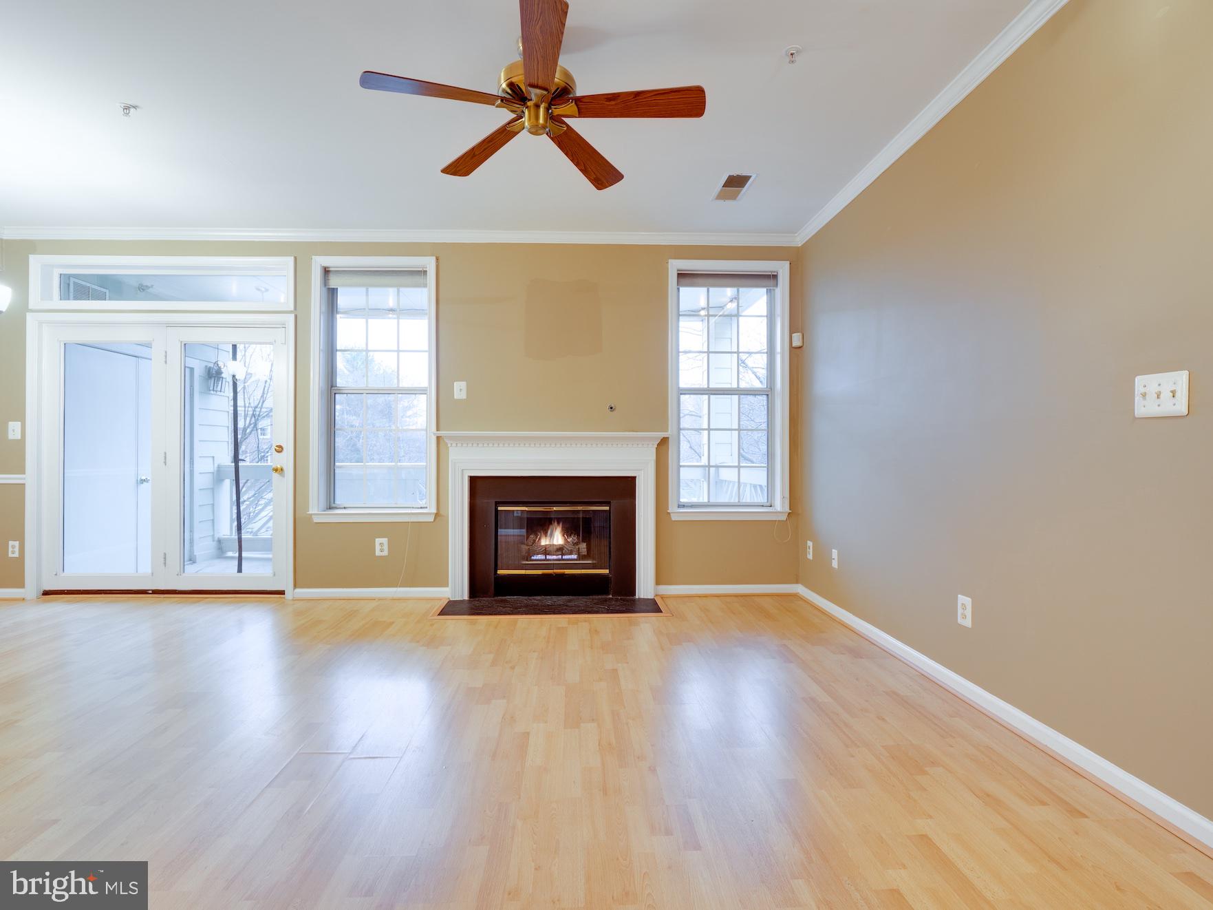 11308 Sundial Court, Unit 913 Reston, VA 20194 - Photo 5 of 26