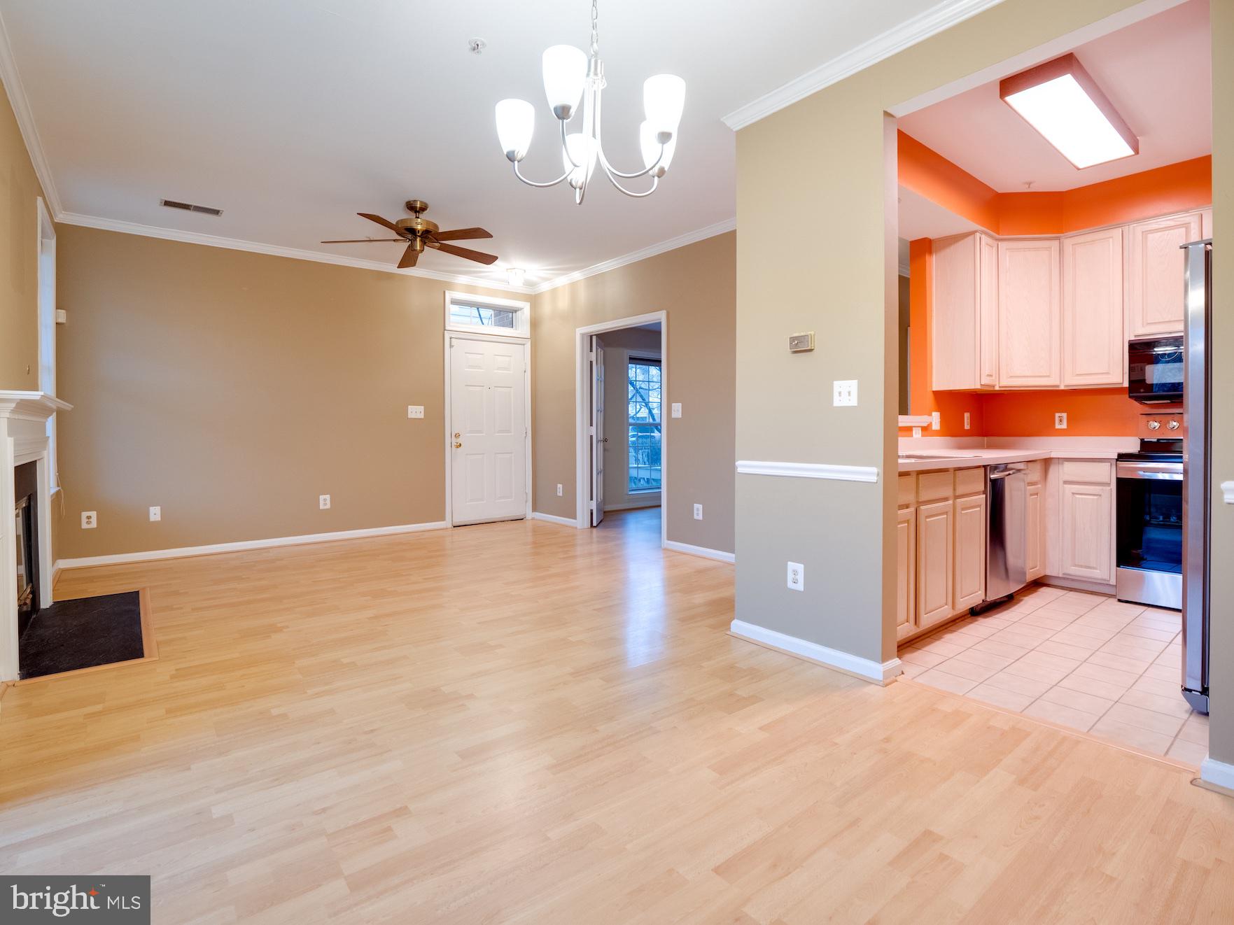 11308 Sundial Court, Unit 913 Reston, VA 20194 - Photo 8 of 26