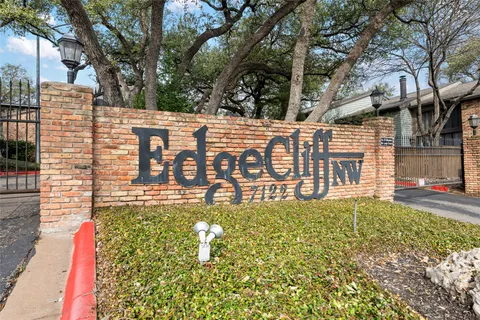 $315,000 | 7122 Wood Hollow Drive, Unit 47, Austin, TX 78731