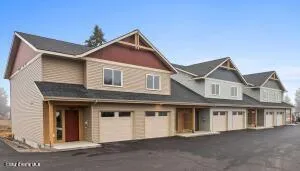 $379,900 | 9842 North Laylin Circle, Hayden, ID 83835