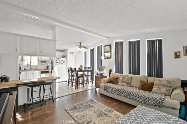 $149,999 | 2191 Harbor Boulevard, Unit 7, Costa Mesa, CA 92627