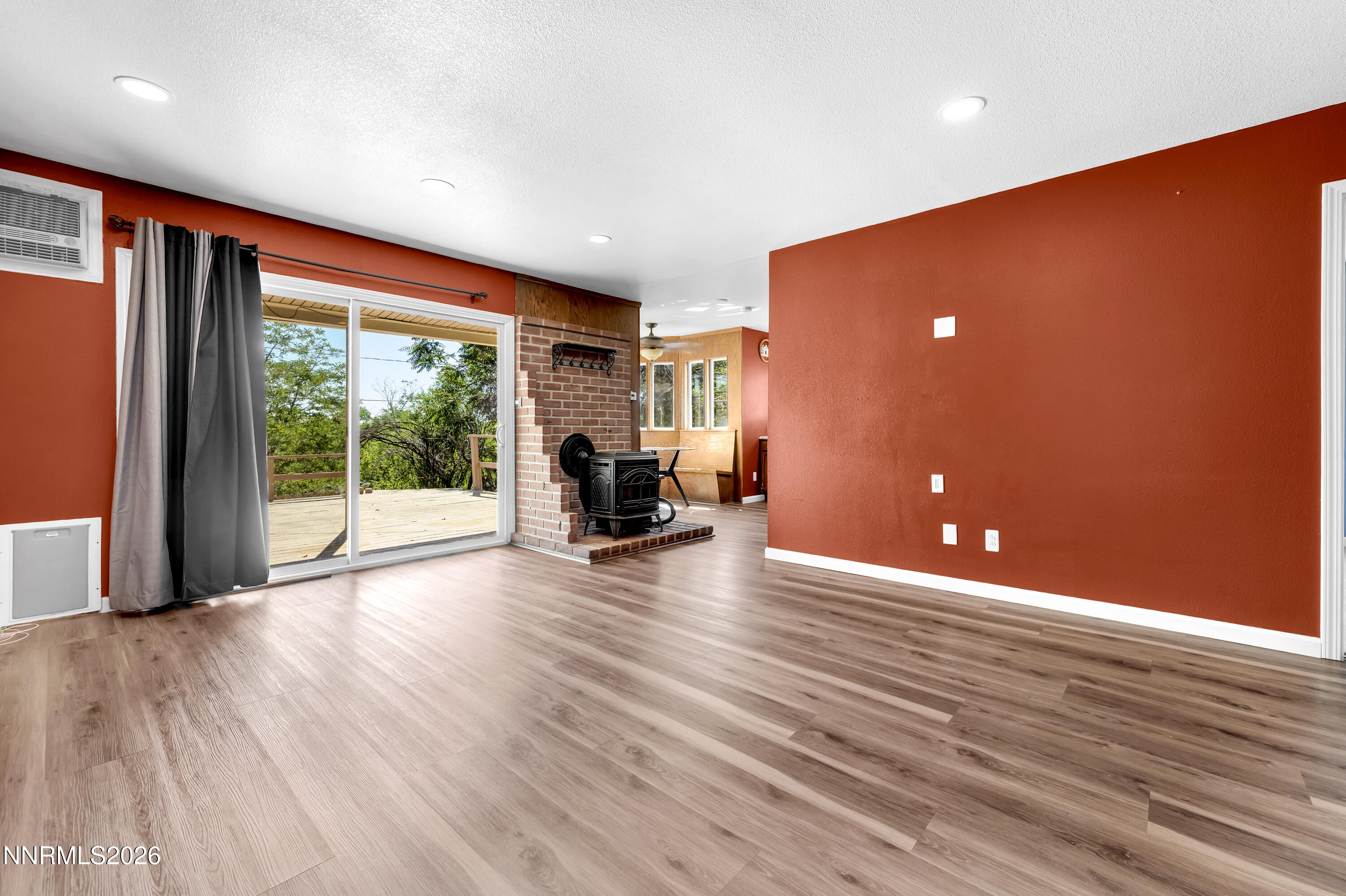 7740 Yorkshire Drive Reno, NV 89506 - Photo 4 of 44 Yorkshire7704-004