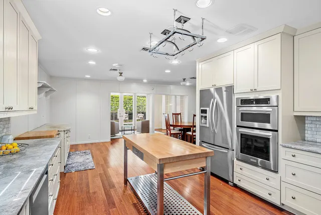 $20,000 | 2121 Areca Palm Road, Boca Raton, FL 33432