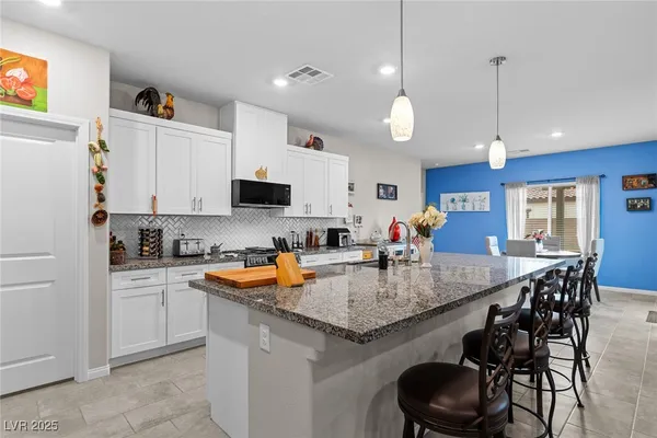 $679,999 | 1961 Colbert Cove Court, North Las Vegas, NV 89084