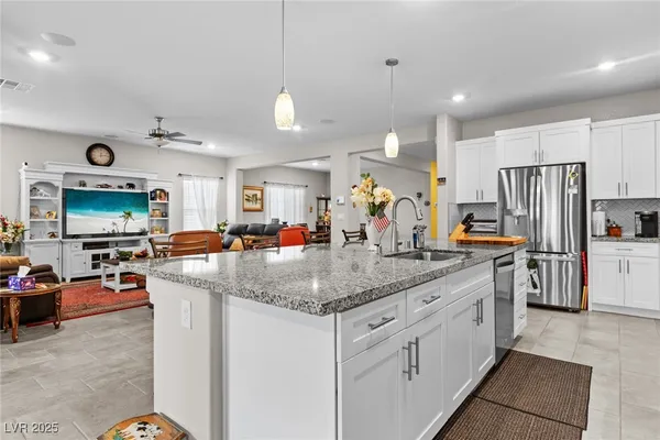 $679,999 | 1961 Colbert Cove Court, North Las Vegas, NV 89084